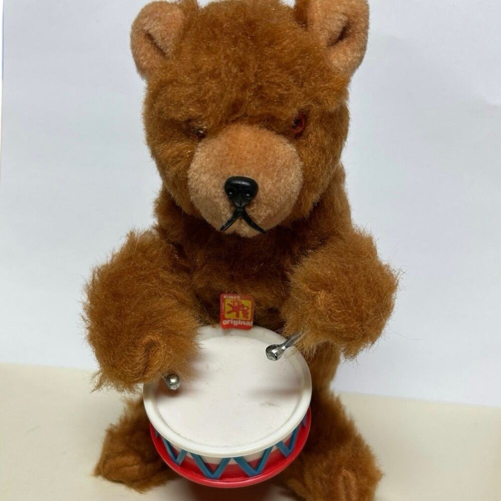Max Carl Original Wind Up Bear Drums Moves 8” Toy Vintage Drummer Works!